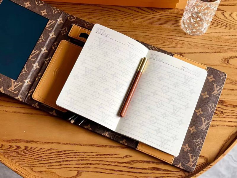 photo_2023-08-14_21-41-20