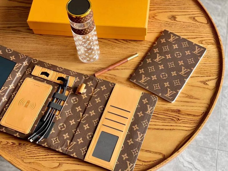 photo_2023-08-14_21-41-21