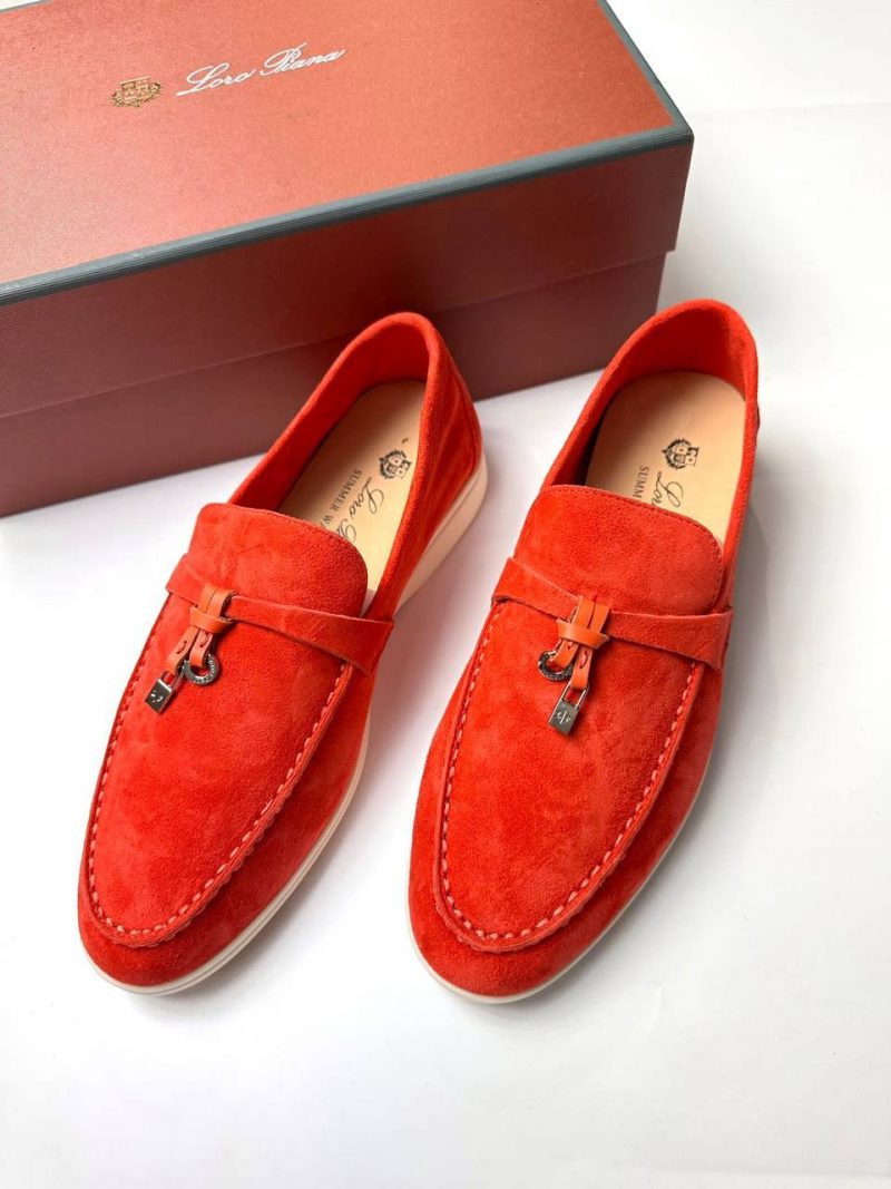 e5b4ce3f-f13e-48f9-9b78-01fa104402b1