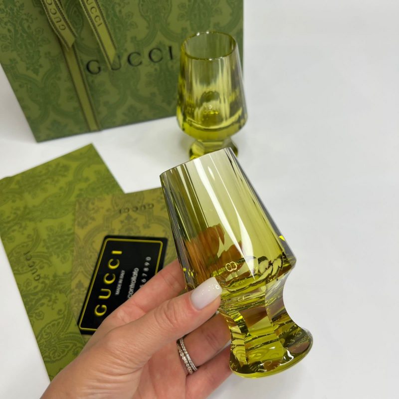 photo_5231150376051397450_y