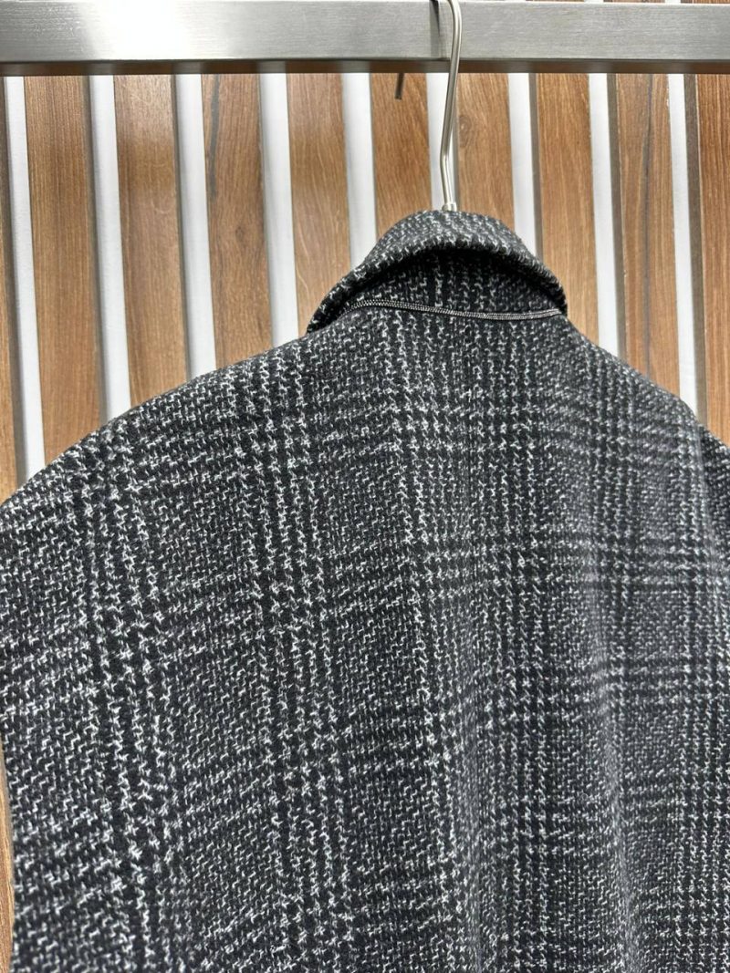 4338dadf-202d-4c52-b92d-a1622fe7d432