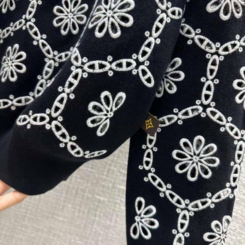 ec0e9b06-b2f6-4582-9920-aa05f4a3d780