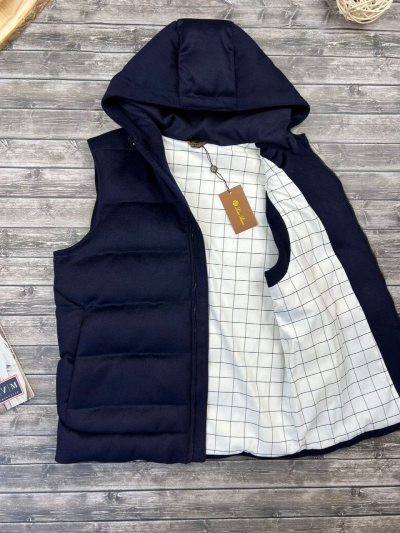 photo_5251243847969788112_y