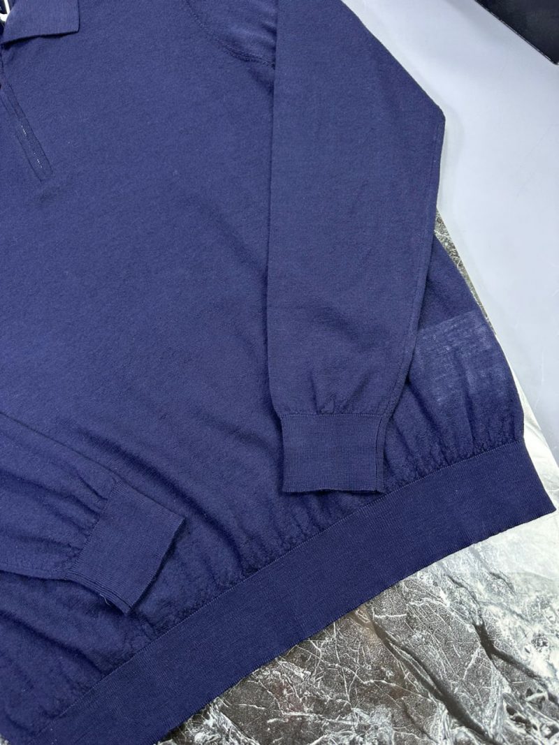 photo_5253728439305883646_y