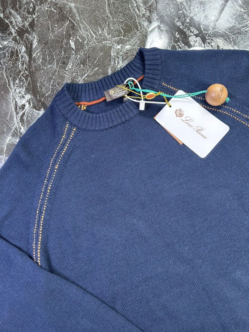 photo_5253728439305883694_y