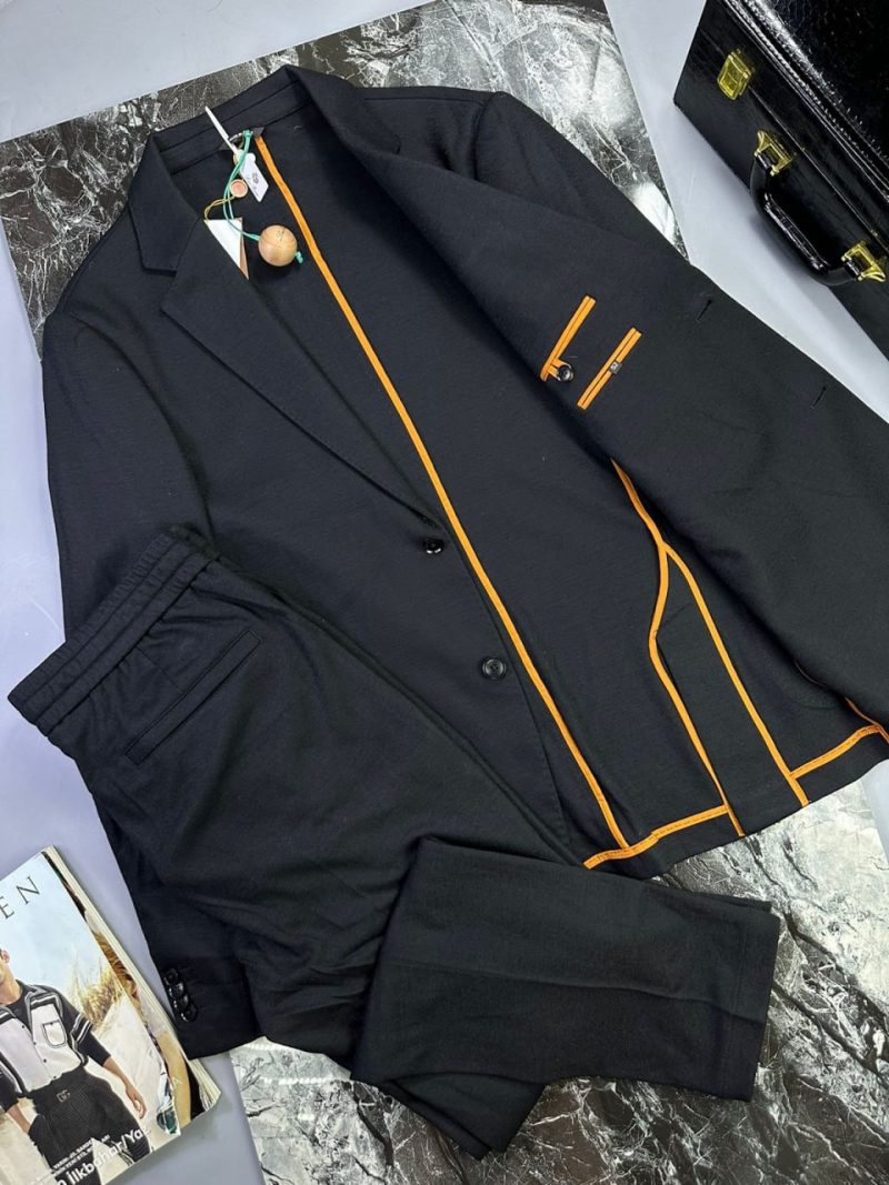 photo_5253728439305883782_y