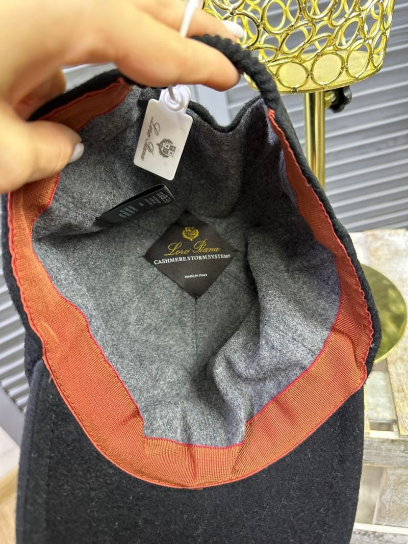 photo_5253728439305884067_y