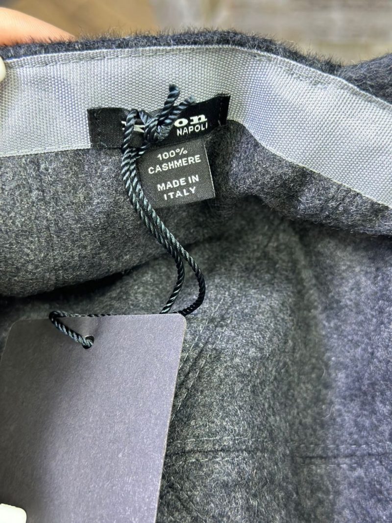 photo_5253728439305884069_y