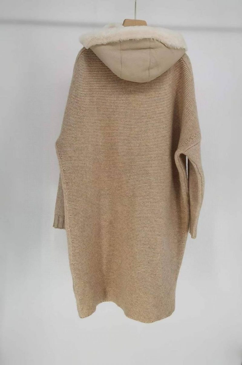 photo_5280826556207453478_y