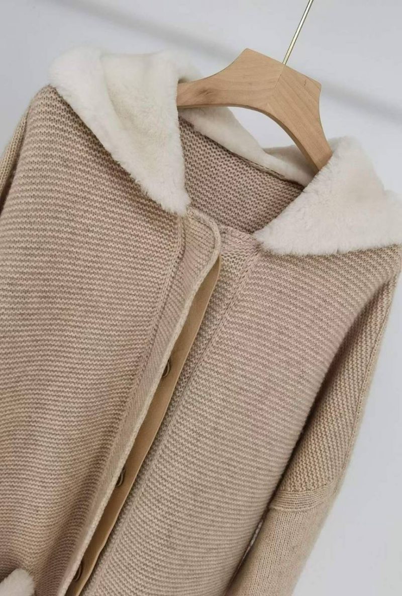 photo_5280826556207453479_y