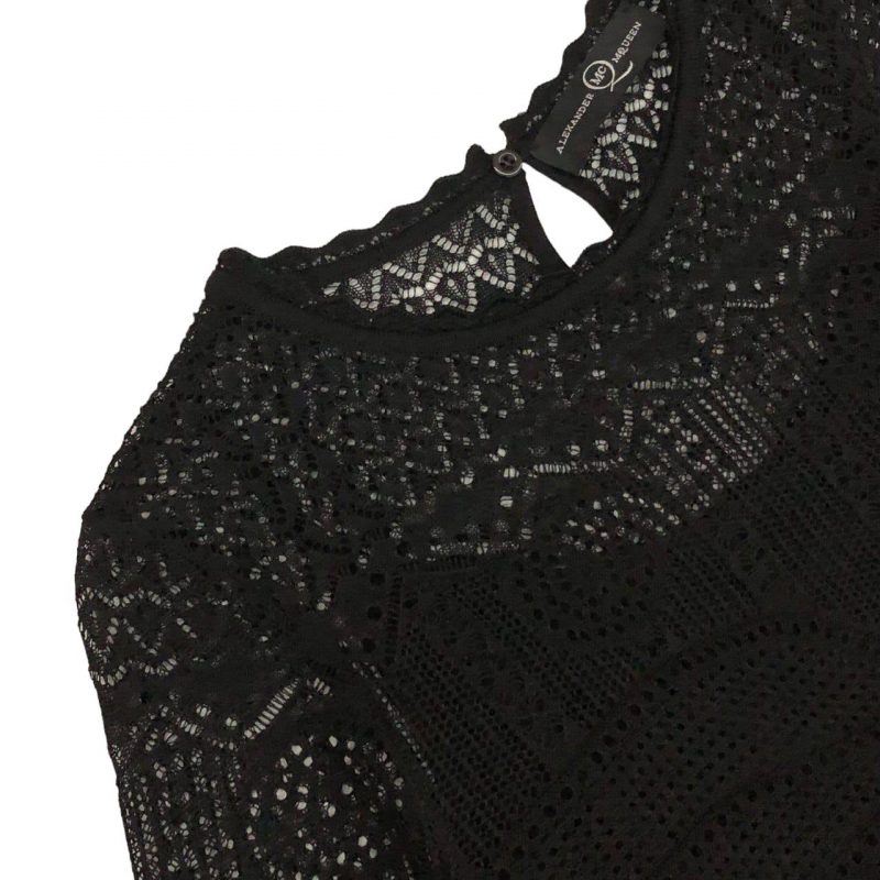 photo_5296370472348406278_y