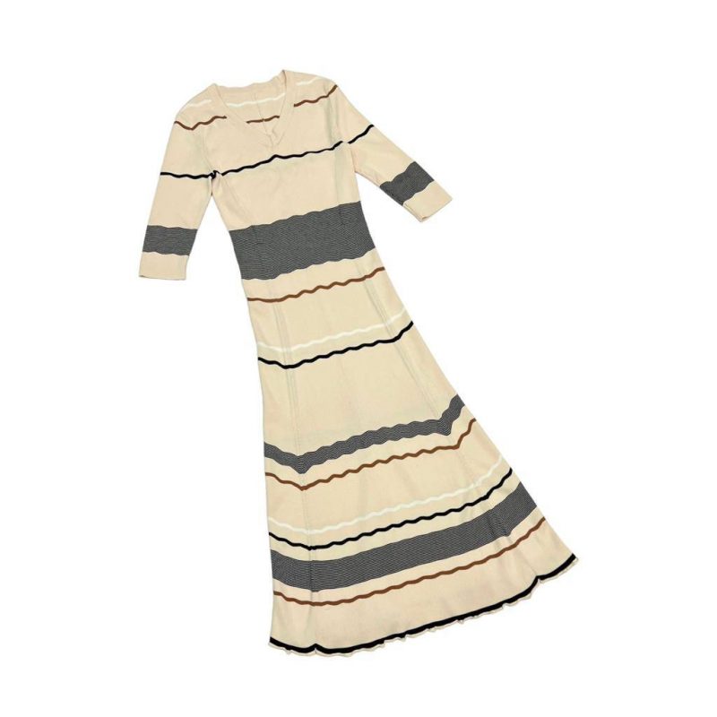 photo_5296582398919694622_y