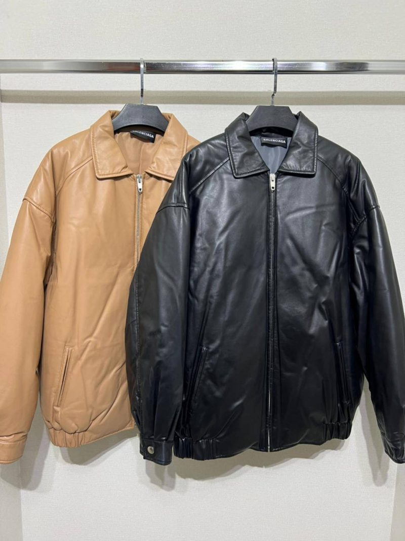 photo_5301231907176042961_y