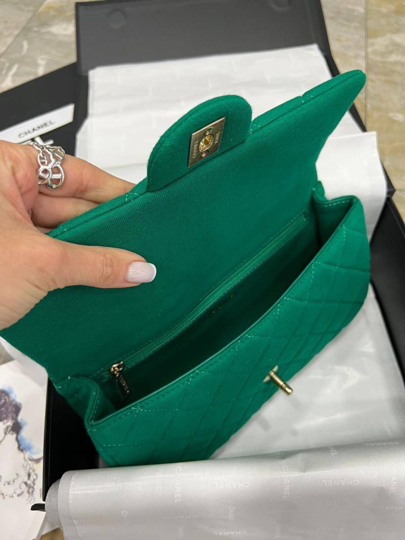 7b4d795a-d633-468e-b197-01936e4b2b14