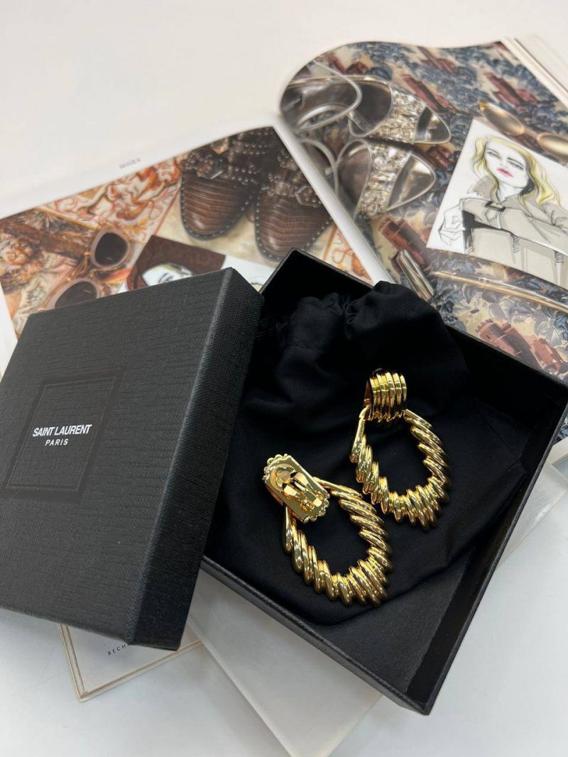 abc6c22b-83db-4f96-a130-ef5c65e2ebc3