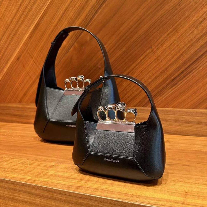 fff9fb14-9b7c-48ac-a124-2b0e5c748e90