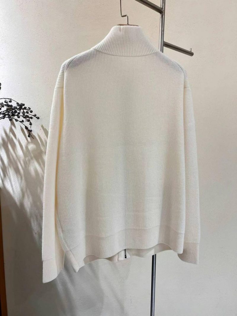 photo_2023-11-05_20-04-24