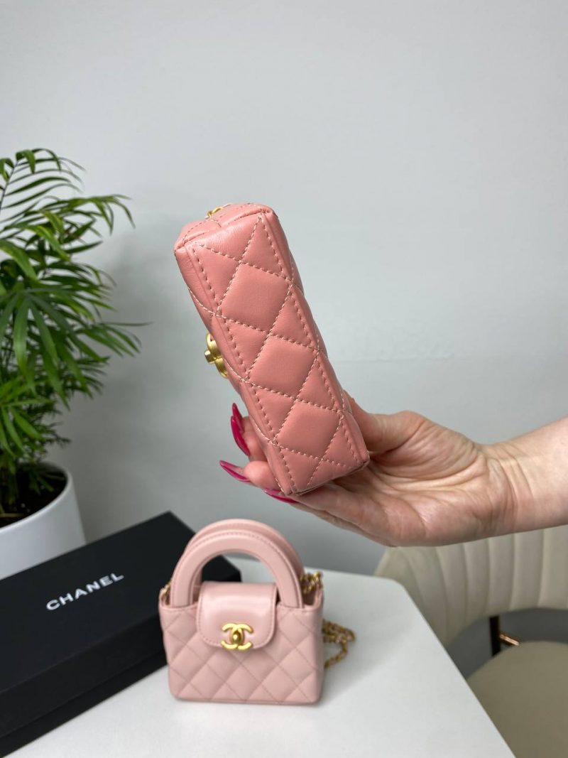 photo_5235739655981357215_y