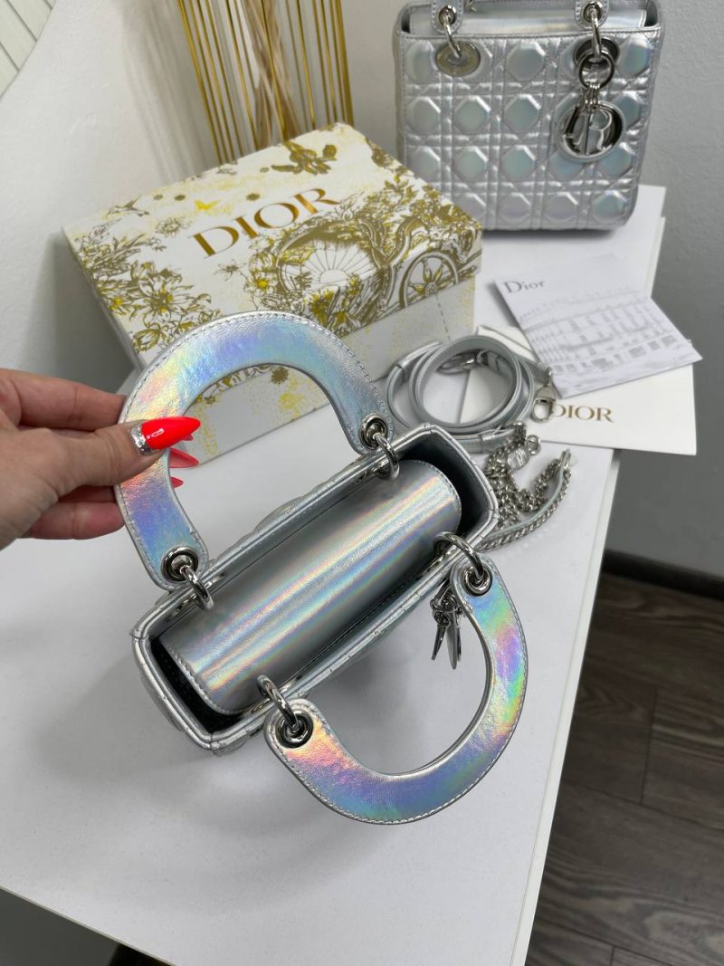 photo_5381950410140536993_y