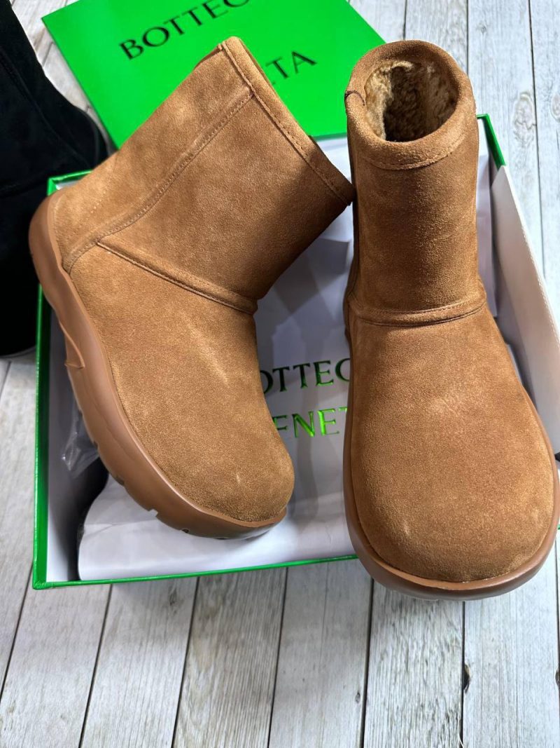 photo_5399825917997601471_y