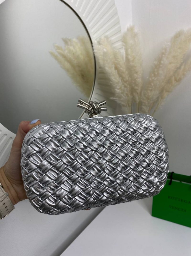 photo_5399825917997601600_y