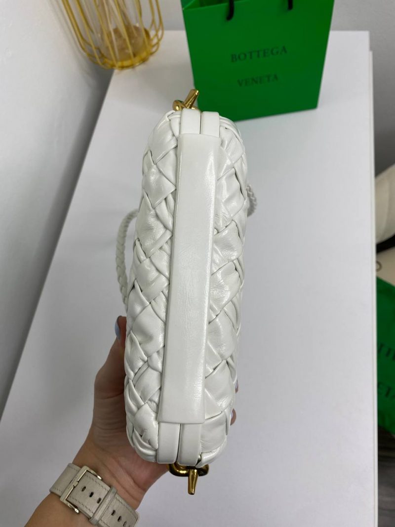 photo_5399825917997601613_y