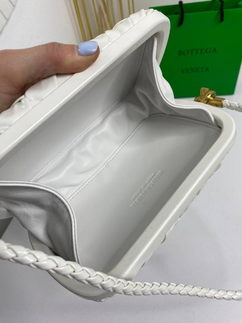 photo_5399825917997601615_y