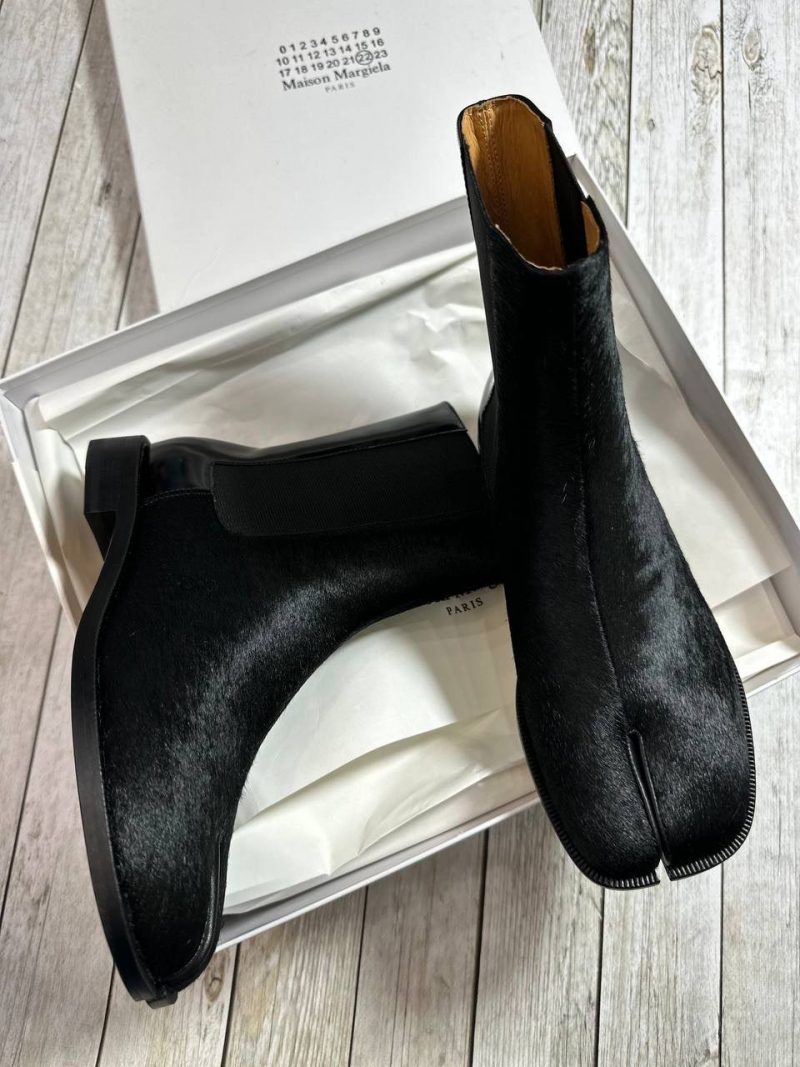 photo_5400030294016381593_y