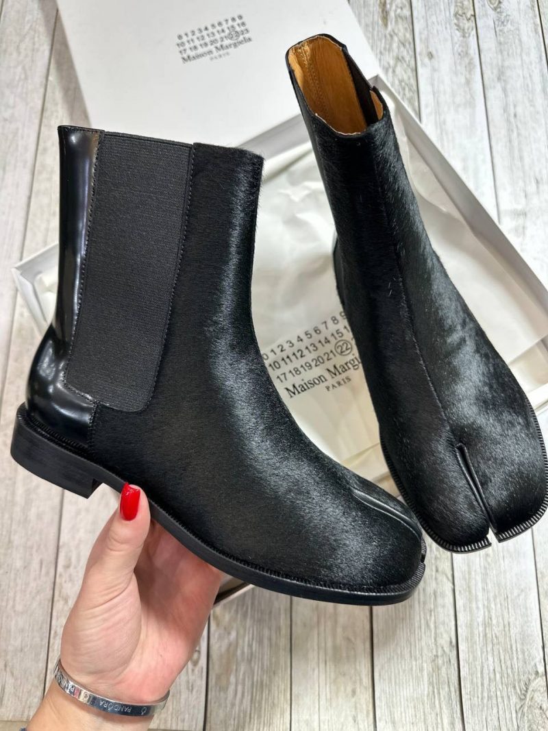 photo_5400030294016381597_y