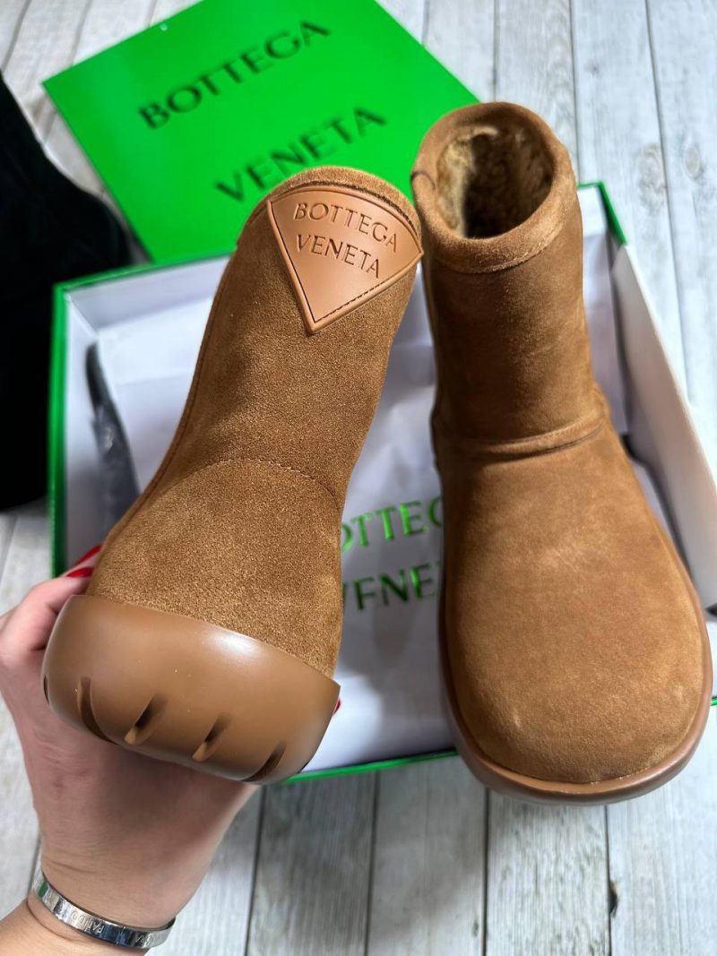 photo_5400030294016381603_y