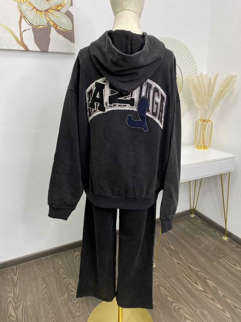 photo_5400030294016381699_y