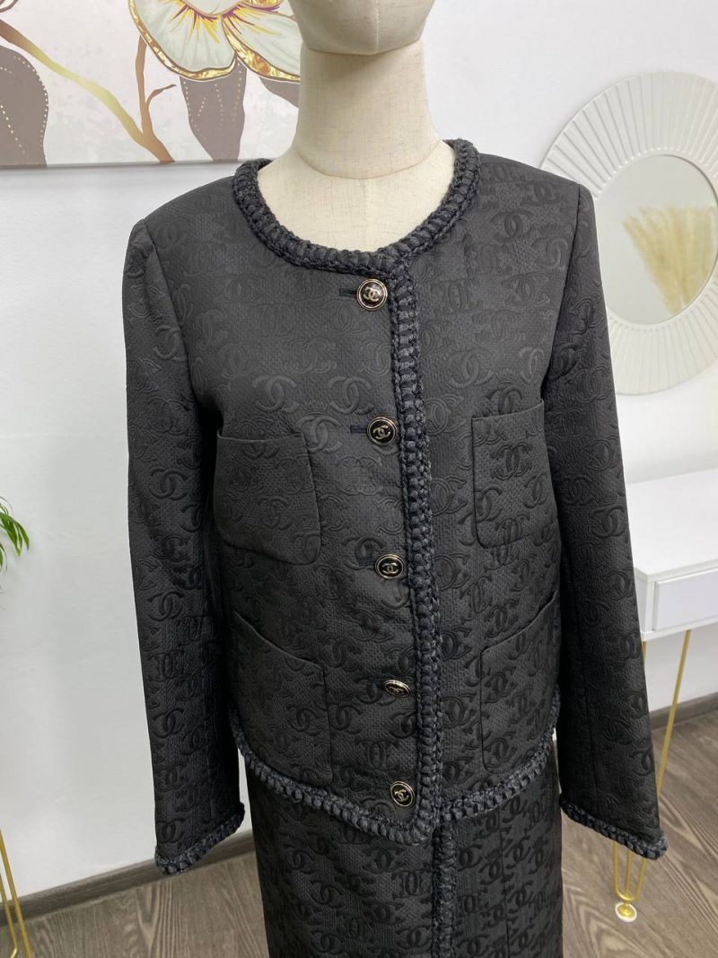 photo_5400030294016381726_y