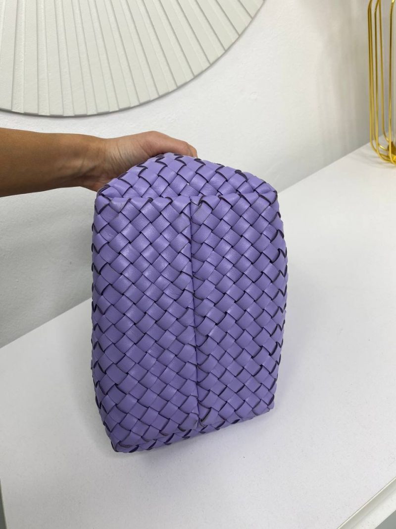 photo_5404618315520923019_y