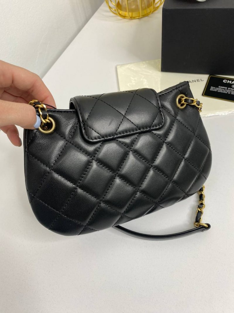 photo_5404618315520923037_y