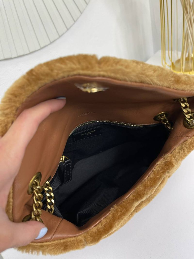 photo_5408887341214453738_y