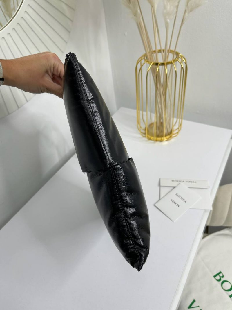 photo_5408887341214453741_y