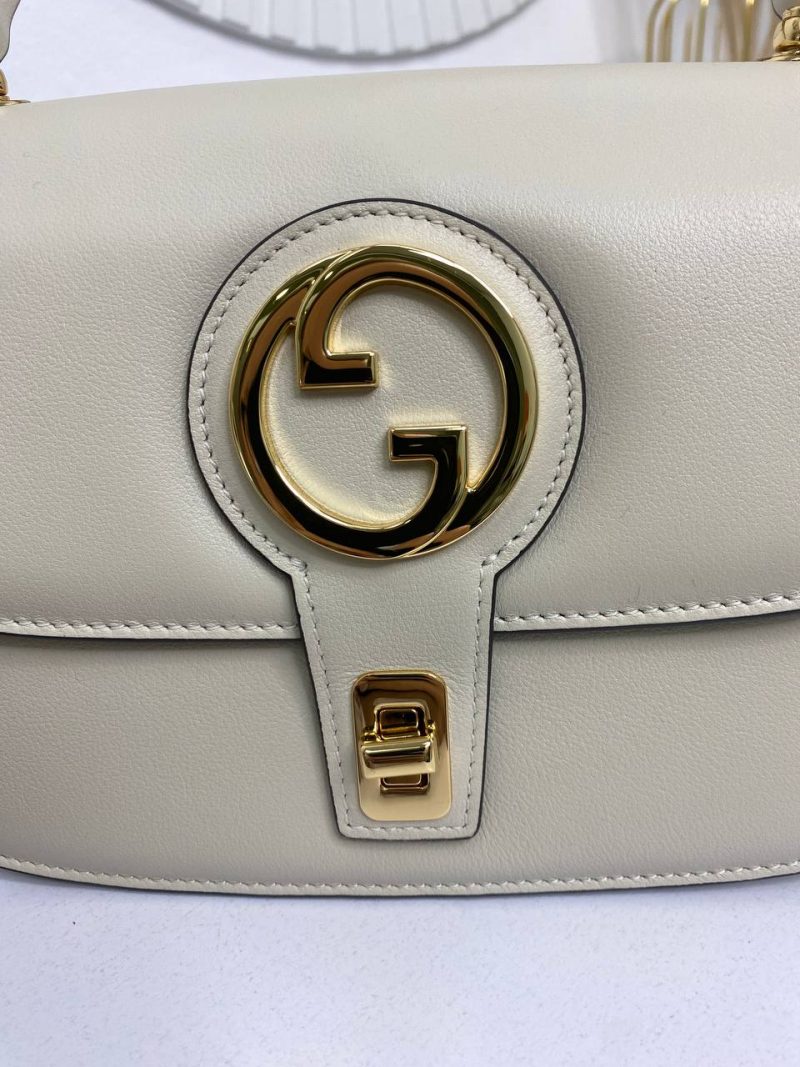 photo_5424811701263520438_y