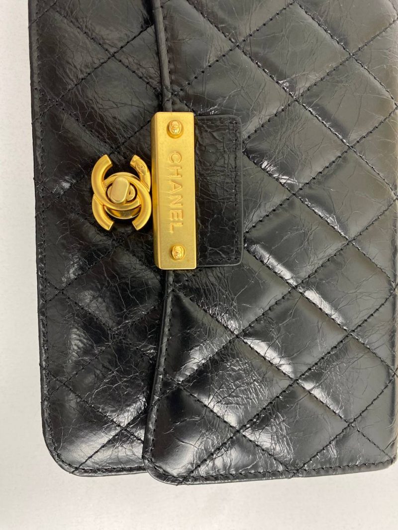 photo_5188229268918882816_y