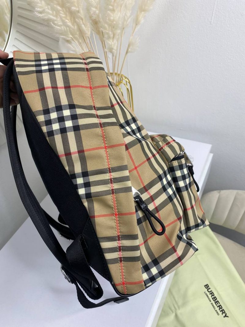 photo_5197660183877242858_y