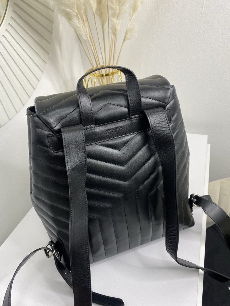 photo_5208968802702840940_y