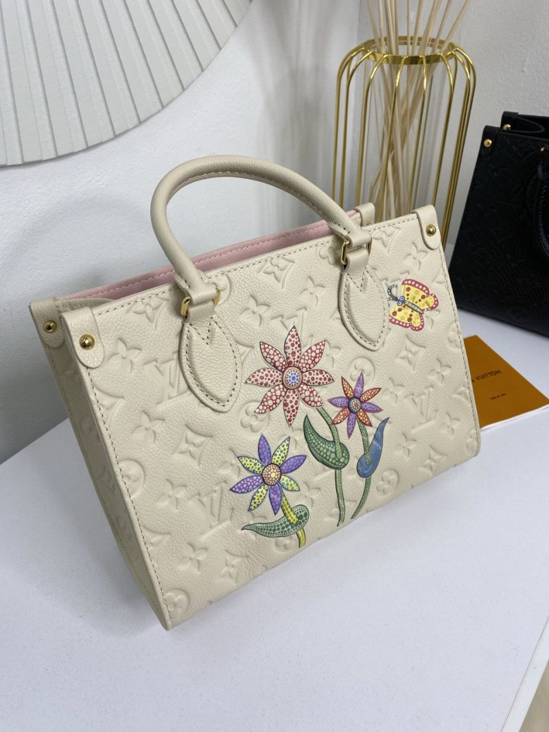 photo_5208968802702840949_y