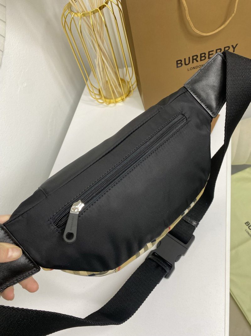 photo_5208968802702840971_y