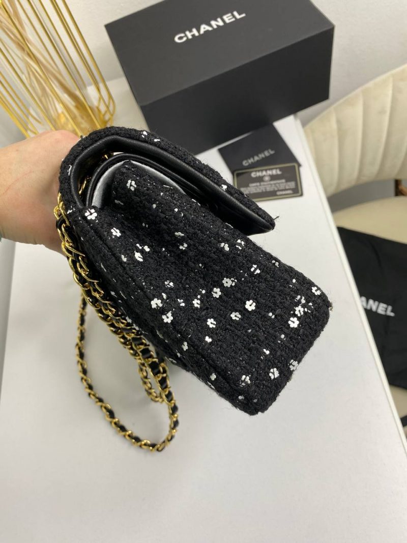 photo_5213146586111135895_y