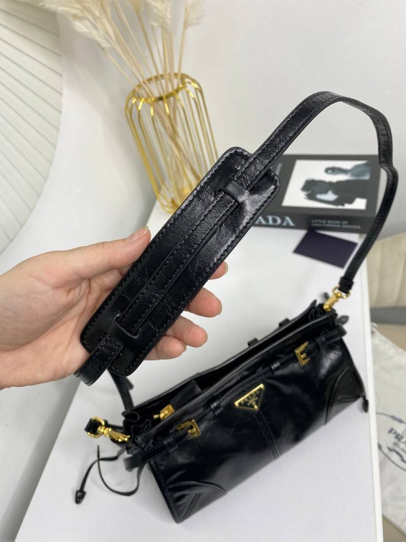 photo_5213255562316337006_y