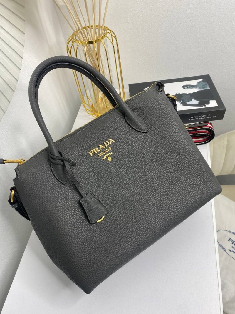 photo_5213347148198958496_y