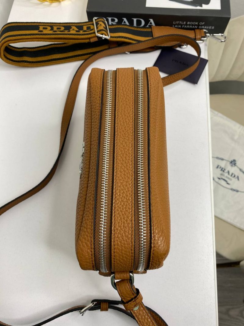 photo_5213347148198958528_y