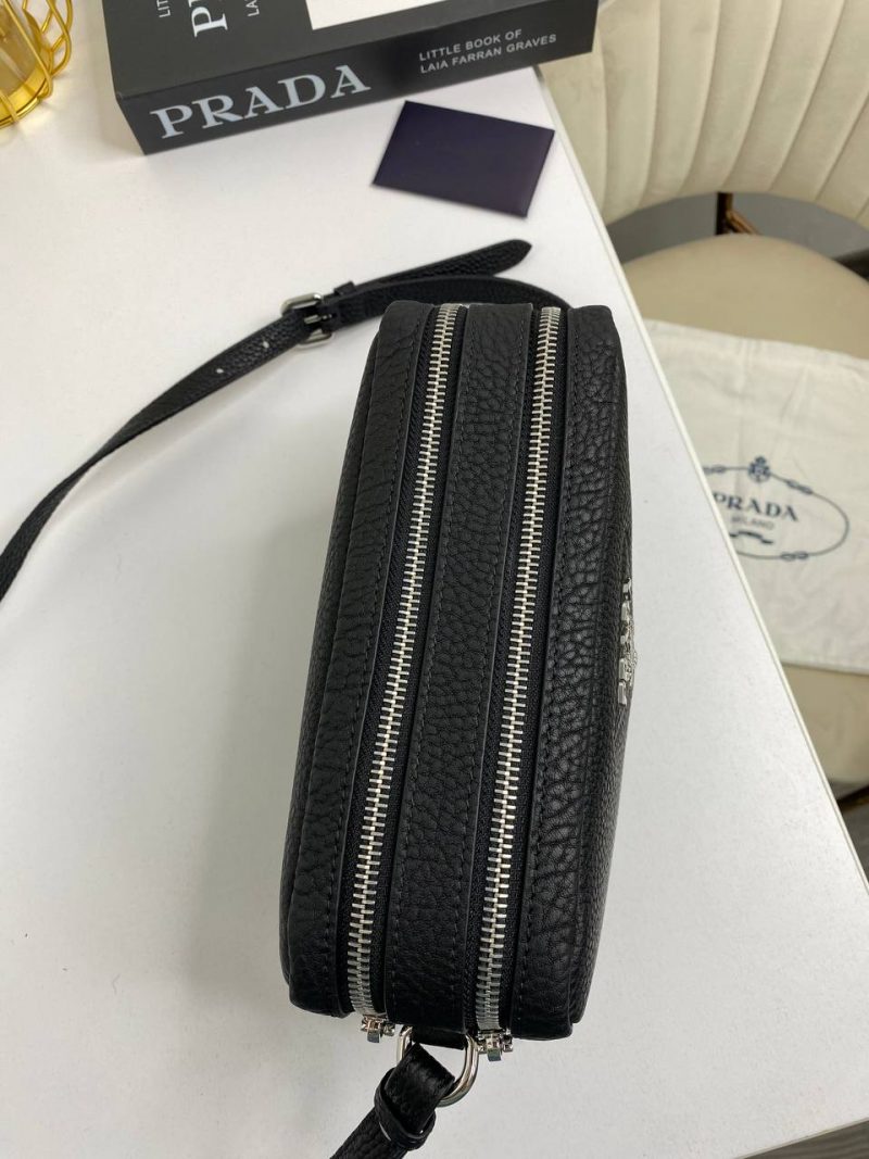 photo_5213347148198958535_y