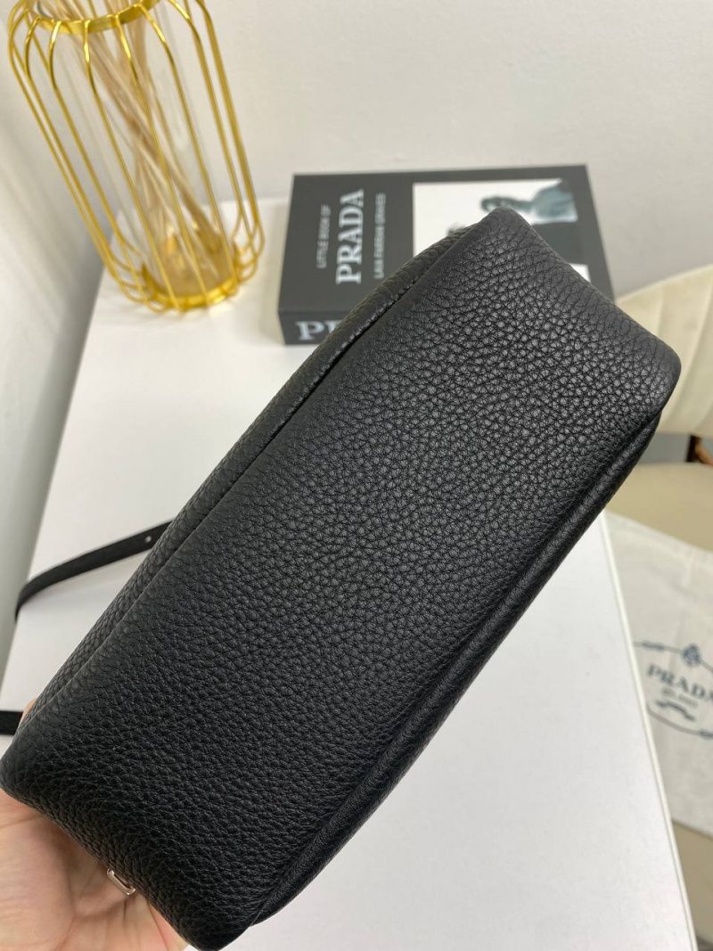 photo_5213347148198958537_y