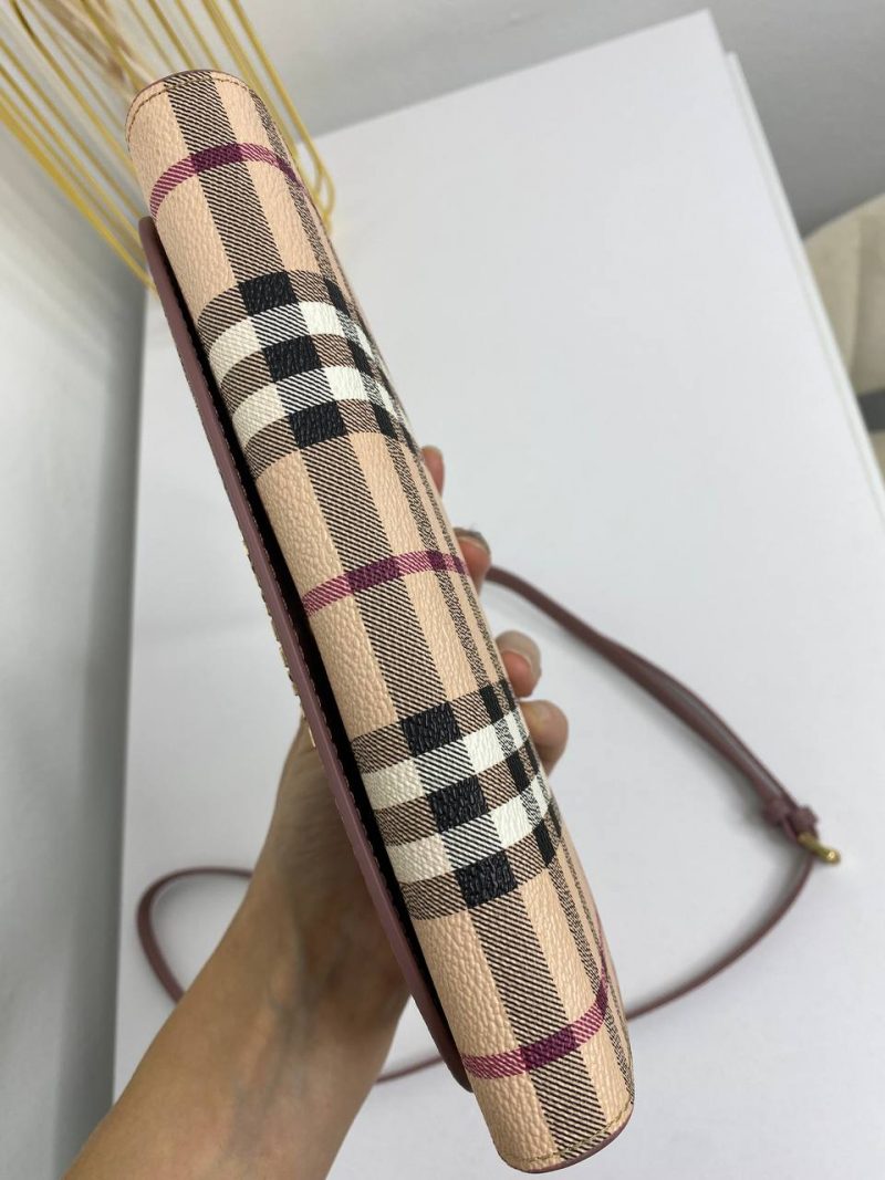 photo_5215598948012642983_y