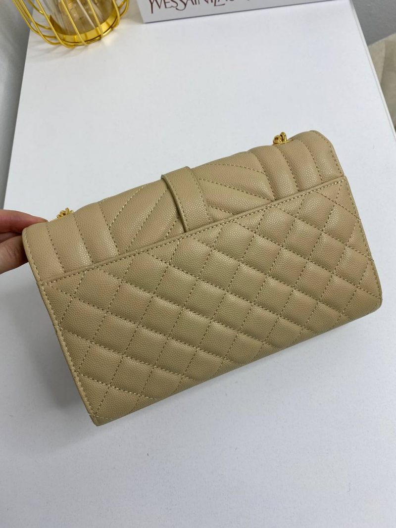 photo_5217832889352311364_y